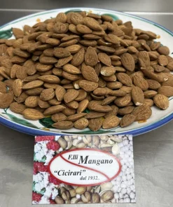 mandorla cruda