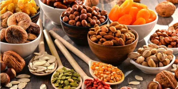 le proteine della frutta secca